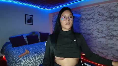 Snapshot of camila_iroose chatting on February 2026 09:58:01 PM Camila Roose online show from February 2026 09:58:01 PM