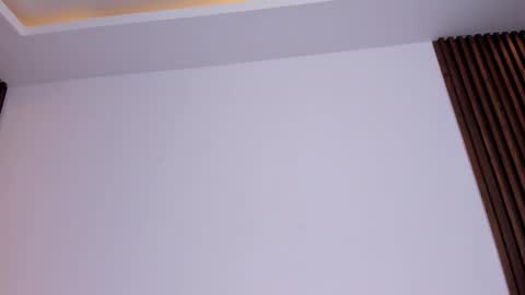 camila_martinez9 online show from February 2025 02:32:01 PM