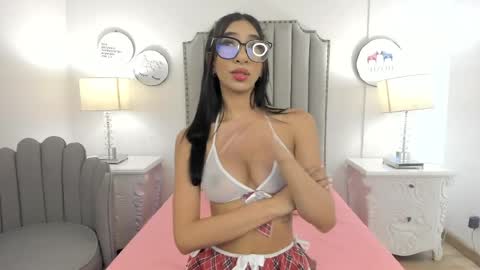 camila sunsen online show from May 2026 01:25:02 AM