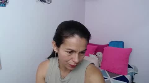 Camila Vargas online show from February 2026 01:04:01 PM