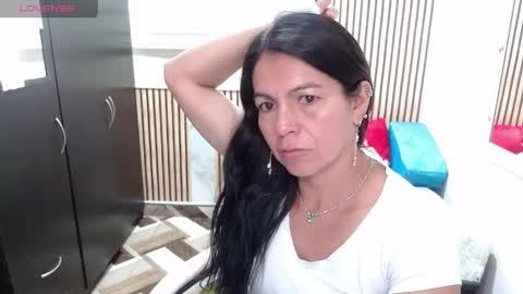 Snapshot of camila_vargas_ chatting on May 2026 06:49:02 PM Camila Vargas online show from May 2026 06:49:02 PM