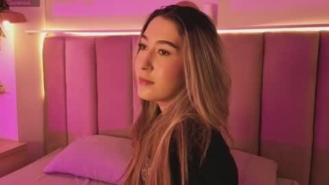 Snapshot of camila_velvet chatting on April 2026 07:43:01 PM Camila online show from April 2026 07:43:01 PM