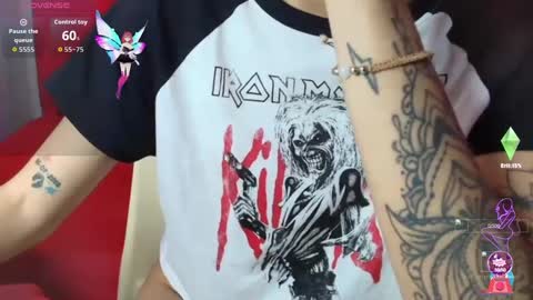 Snapshot of camilahot_girl chatting on September 2025 01:13:02 PM kira online show from September 2025 01:13:02 PM