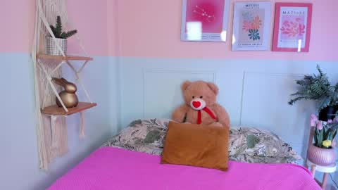 Snapshot of camilarivers chatting on April 2026 04:23:02 AM Camila online show from April 2026 04:23:02 AM