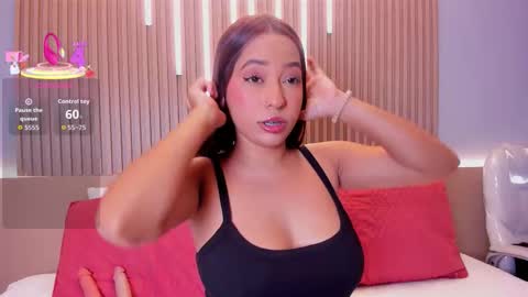 Snapshot of camile_cute chatting on November 2025 08:20:01 PM camile_cute online show from November 2025 08:20:01 PM