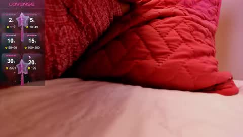 Snapshot of camile_cute chatting on December 2025 09:44:01 PM camile_cute online show from December 2025 09:44:01 PM