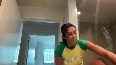 camiliakxoxo online show from July 2026 01:08:02 PM
