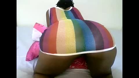 Snapshot of camilla15144 chatting on January 2025 06:43:02 AM camillla15 online show from January 2025 06:43:02 AM