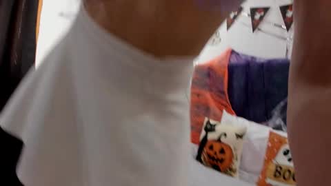 Snapshot of camilla_miller01 chatting on October 2025 06:51:01 PM camilla_miller01 online show from October 2025 06:51:01 PM