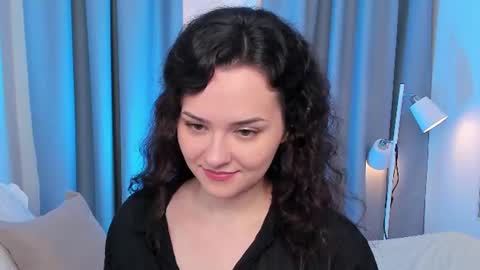Snapshot of camilla_rowen chatting on June 2026 08:44:02 PM Camilla online show from June 2026 08:44:02 PM