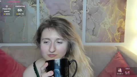 camilladreamer online show from May 2026 02:45:01 PM