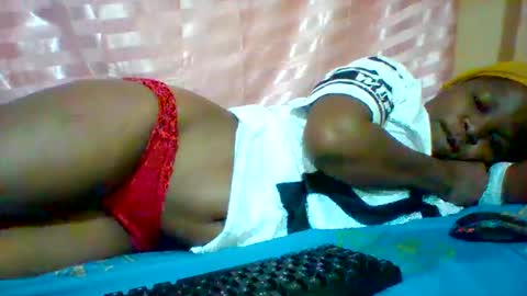 Snapshot of camillah_sweet chatting on March 2026 04:40:01 AM camillah_sweet online show from March 2026 04:40:01 AM