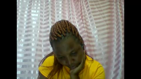 Snapshot of camillah_sweet chatting on April 2026 06:20:01 PM camillah_sweet online show from April 2026 06:20:01 PM