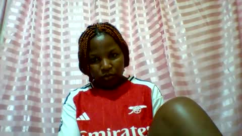 Snapshot of camillah_sweet chatting on April 2026 04:35:01 PM camillah_sweet online show from April 2026 04:35:01 PM