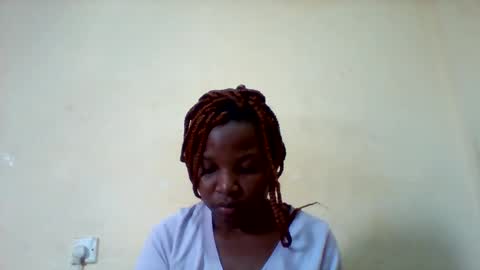 Snapshot of camillah_sweet chatting on May 2026 10:01:01 AM camillah_sweet online show from May 2026 10:01:01 AM