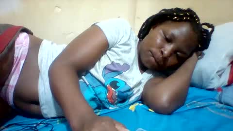 Snapshot of camillah_sweet chatting on May 2026 06:36:01 PM camillah_sweet online show from May 2026 06:36:01 PM