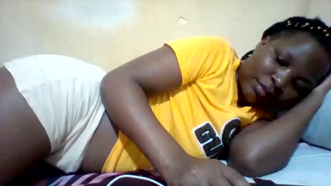 Snapshot of camillah_sweet chatting on May 2026 07:10:02 PM camillah_sweet online show from May 2026 07:10:02 PM