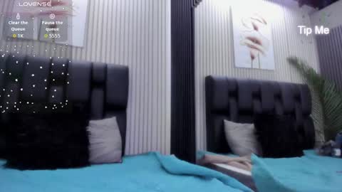 Camille online show from November 2025 09:46:02 PM