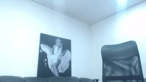 Camille online show from April 2026 10:14:02 PM