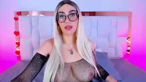 Snapshot of camille_juicy chatting on July 2026 12:55:01 PM Camille online show from July 2026 12:55:01 PM