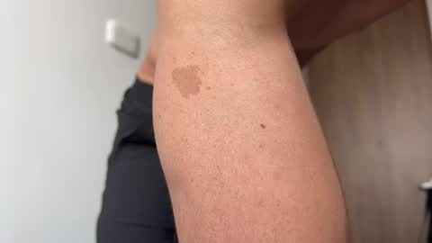 Snapshot of camilo__ chatting on January 2025 05:30:01 PM camilo online show from January 2025 05:30:01 PM