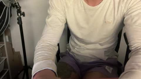 Snapshot of camilo__ chatting on November 2025 05:40:02 AM camilo online show from November 2025 05:40:02 AM