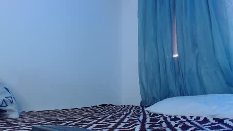 camilo_contre21 online show from February 2025 08:36:02 PM