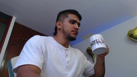 camilo_contre21 online show from June 2026 07:12:01 PM