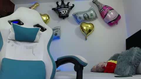 camilo_contre21 online show from July 2026 08:57:02 PM