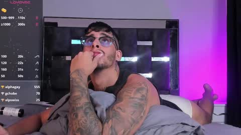 Snapshot of camilo_ospina_ chatting on February 2025 06:37:01 AM INDEPENDENT MODEL online show from February 2025 06:37:01 AM