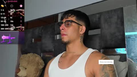 Snapshot of camilo_ospina_ chatting on September 2025 03:50:02 AM INDEPENDENT MODEL online show from September 2025 03:50:02 AM