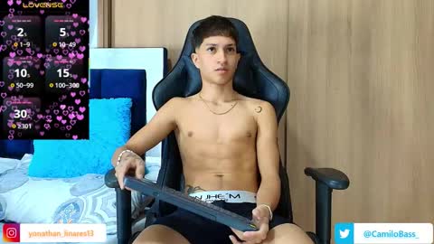 Snapshot of camilobass_ chatting on November 2025 01:33:02 AM Camilo Bass online show from November 2025 01:33:02 AM