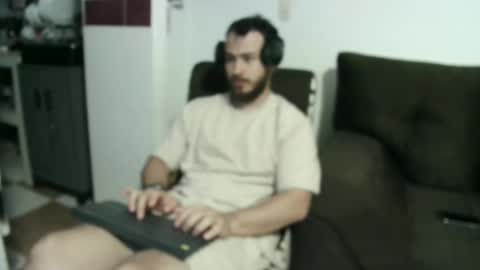 Snapshot of camiloex chatting on December 2024 12:30:01 AM Camilo online show from December 2024 12:30:01 AM