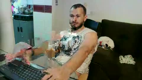 Snapshot of camiloex chatting on December 2024 11:25:02 PM Camilo online show from December 2024 11:25:02 PM