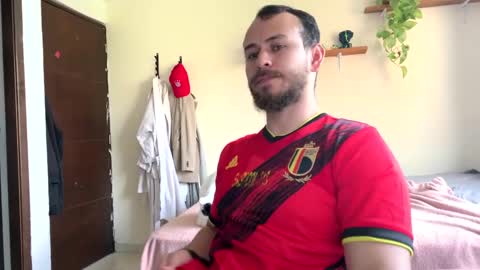 Snapshot of camiloex chatting on February 2025 09:25:02 PM Camilo online show from February 2025 09:25:02 PM