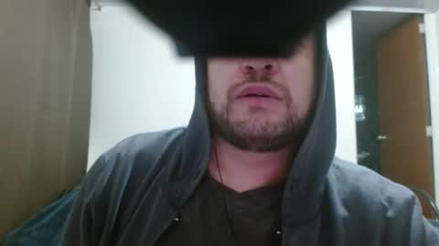 Snapshot of camiloking17 chatting on February 2026 08:18:02 AM camilo online show from February 2026 08:18:02 AM