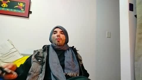 Snapshot of camilosaennz chatting on November 2025 01:26:01 AM camilo online show from November 2025 01:26:01 AM