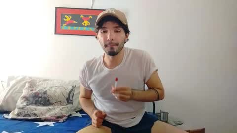 Snapshot of camilosaennz chatting on December 2025 05:31:02 PM camilo online show from December 2025 05:31:02 PM