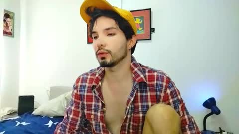 Snapshot of camilosaennz chatting on December 2025 02:03:01 PM camilo online show from December 2025 02:03:01 PM