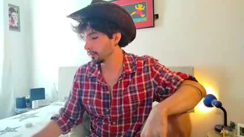 Snapshot of camilosaennz chatting on January 2026 08:03:02 PM camilo online show from January 2026 08:03:02 PM