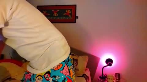 Snapshot of camilosaennz chatting on February 2026 02:38:02 AM camilo online show from February 2026 02:38:02 AM