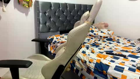 camilow777 online show from October 2025 02:58:02 AM