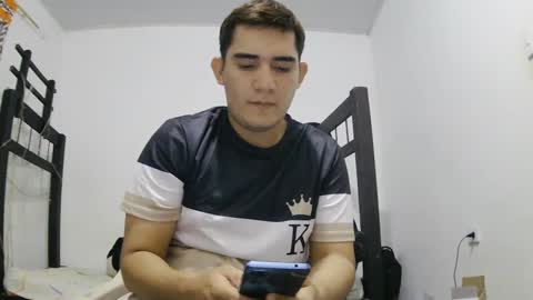 Snapshot of camilowhite_ chatting on September 2025 01:51:02 AM Camilowhite online show from September 2025 01:51:02 AM