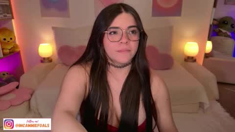 Snapshot of cammiefoalss chatting on January 2026 06:55:01 PM Lets reach 200 thumbs up online show from January 2026 06:55:01 PM