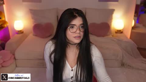 Snapshot of cammiefoalss chatting on February 2026 05:41:01 PM Lets reach 200 thumbs up online show from February 2026 05:41:01 PM