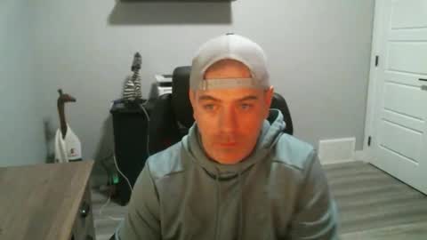CanadianBacon6969 online show from April 2026 06:33:01 AM