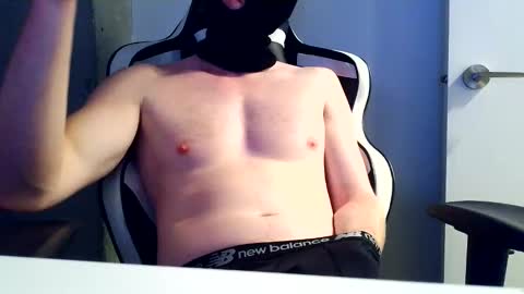 Snapshot of canadianstud18 chatting on January 2026 03:21:01 AM Devon online show from January 2026 03:21:01 AM