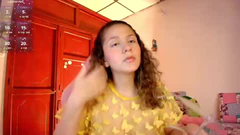 Snapshot of candase_ chatting on June 2026 02:13:02 AM Candase online show from June 2026 02:13:02 AM