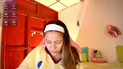 Snapshot of candase_ chatting on July 2026 03:13:01 AM Candase online show from July 2026 03:13:01 AM