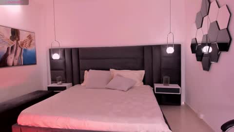  Candanse R  online show from October 2025 08:20:02 PM